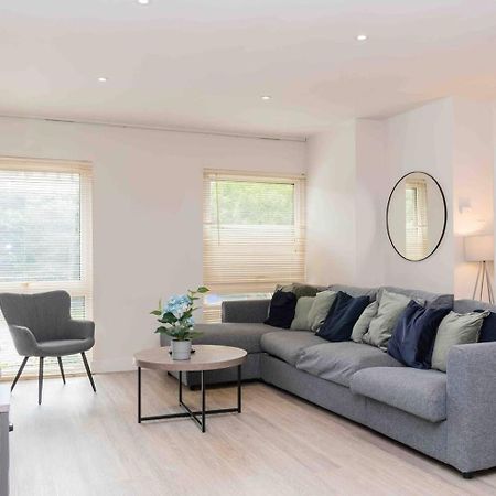 3 Bedroom Bungalow Close To Peak District With Garden Sheffield Ngoại thất bức ảnh