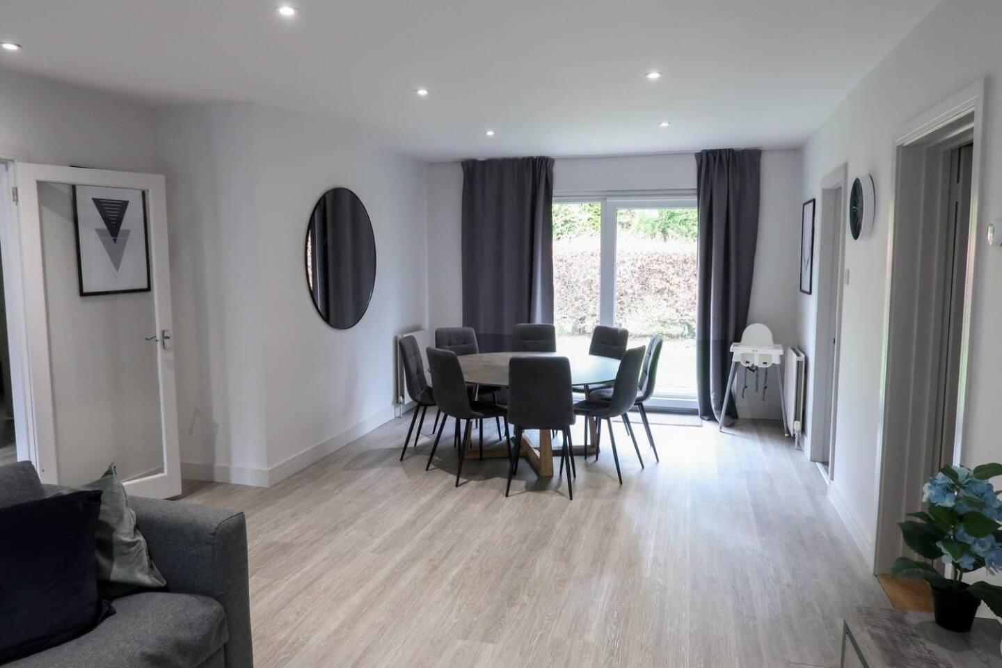 3 Bedroom Bungalow Close To Peak District With Garden Sheffield Ngoại thất bức ảnh