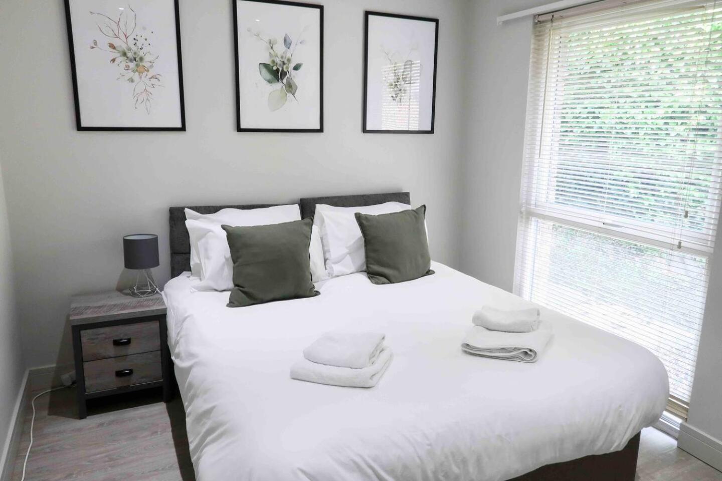 3 Bedroom Bungalow Close To Peak District With Garden Sheffield Ngoại thất bức ảnh