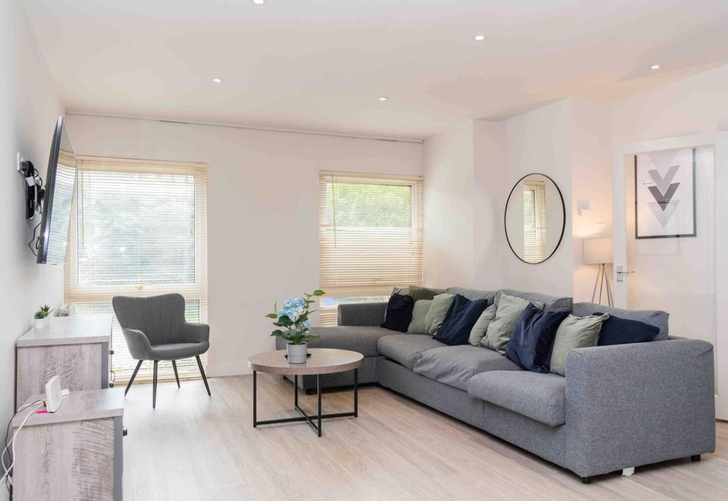 3 Bedroom Bungalow Close To Peak District With Garden Sheffield Ngoại thất bức ảnh